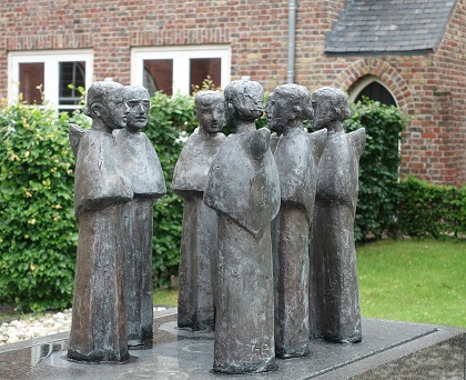 Augustijnen, beeldengroep door Thomas Rodr, o.s.a